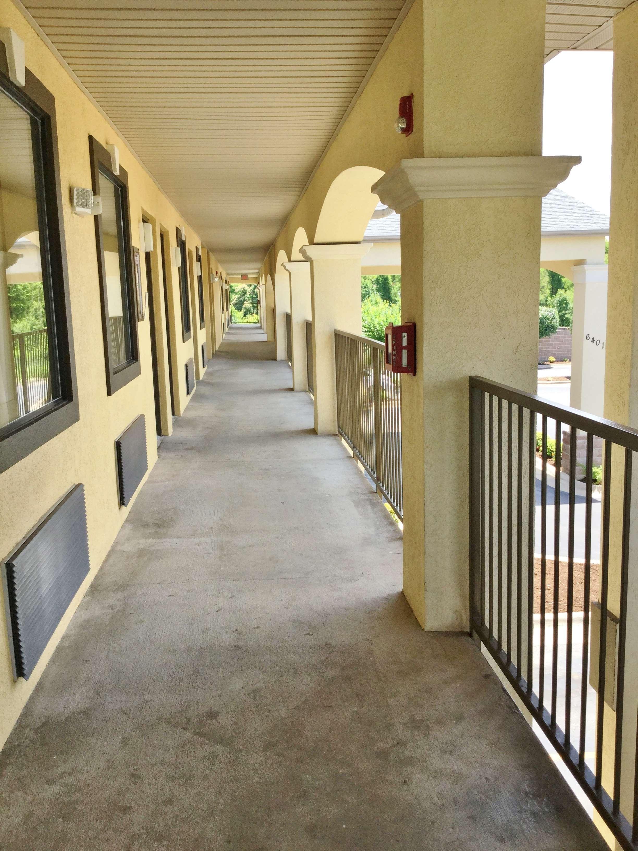 Americas Best Value Inn And Suites Little Rock Bagian luar foto