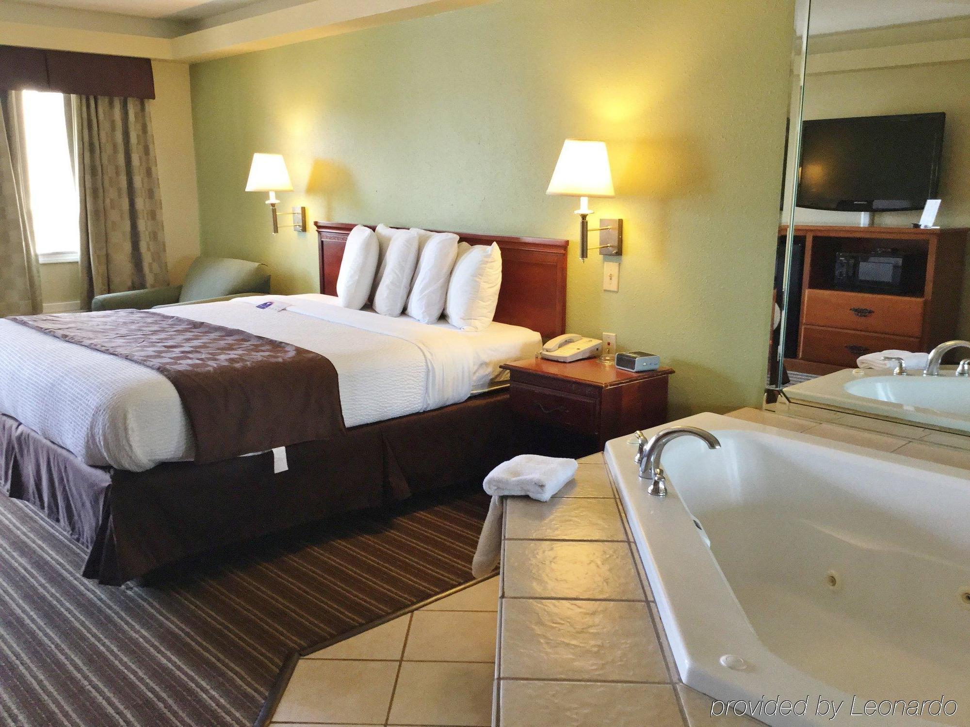Americas Best Value Inn And Suites Little Rock Bagian luar foto