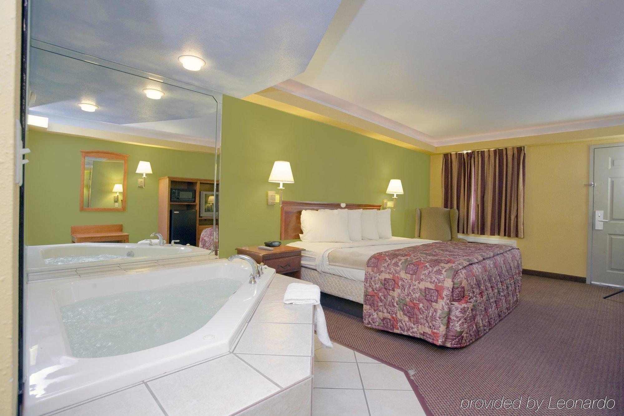 Americas Best Value Inn And Suites Little Rock Ruang foto