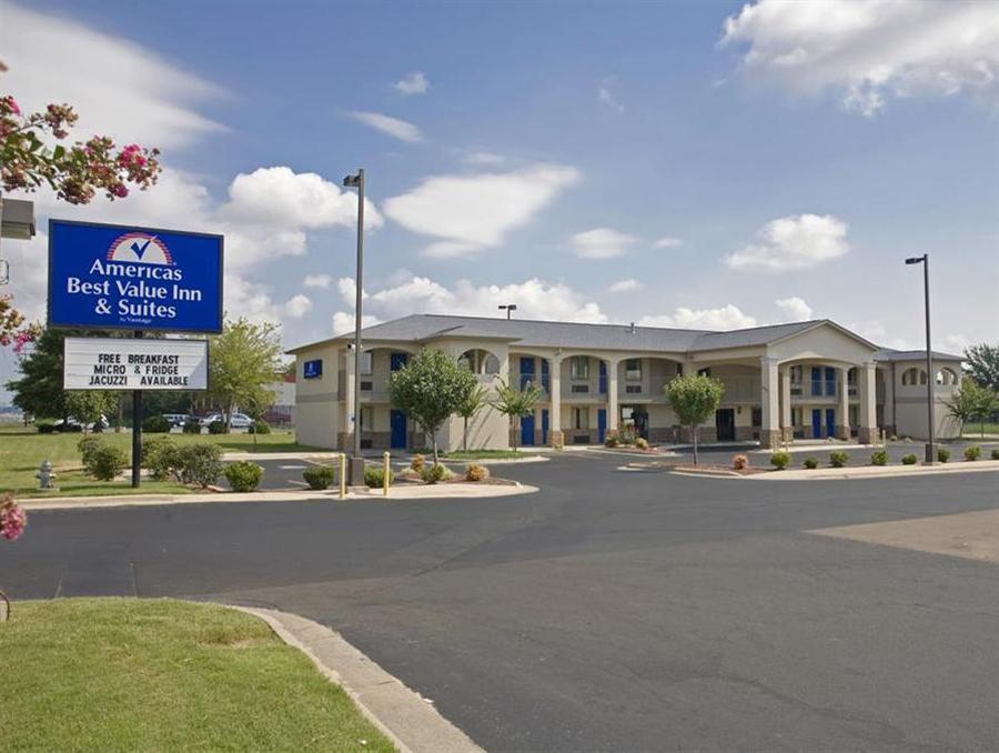 Americas Best Value Inn And Suites Little Rock Bagian luar foto