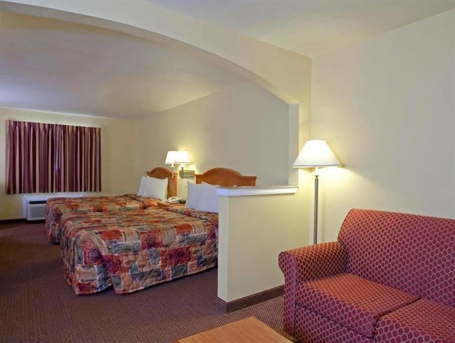 Americas Best Value Inn And Suites Little Rock Bagian luar foto